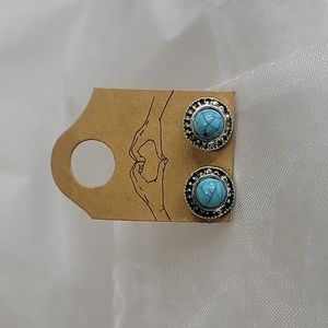 🆕️ Pretty Earrings